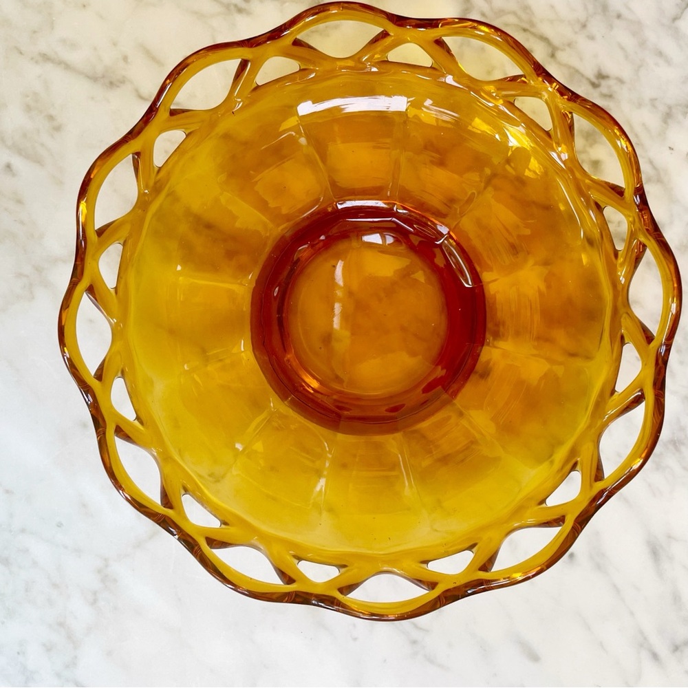 Vintage Honey Amber Trinket Bowl - Picture 3 of 6